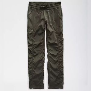 The North Face | Women’s Aphrodite 2.0 Pants | New Taupe Green | Large, Regular